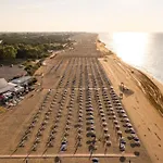 Lovely Flat With Pool-beahost Bibione