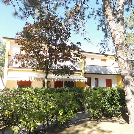 Lovely Flat With Pool-beahost Appartamento Bibione