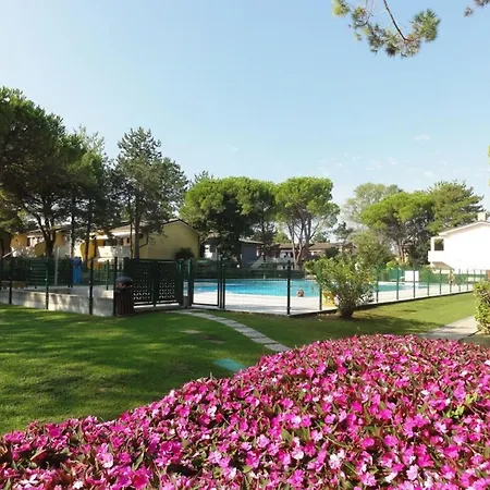 Lovely Flat With Pool-beahost Bibione