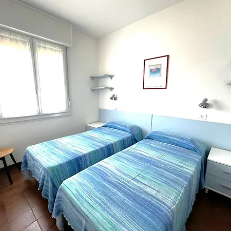 Lovely Flat With Pool-beahost Apartment Bibione