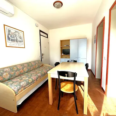 Lovely Flat With Pool-beahost * Bibione