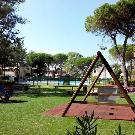 Lovely Flat With Pool-beahost Bibione