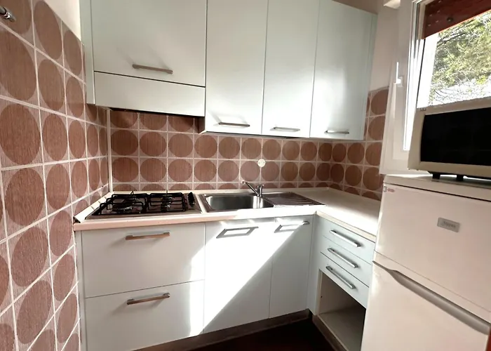 Appartement Lovely Flat With Pool-beahost